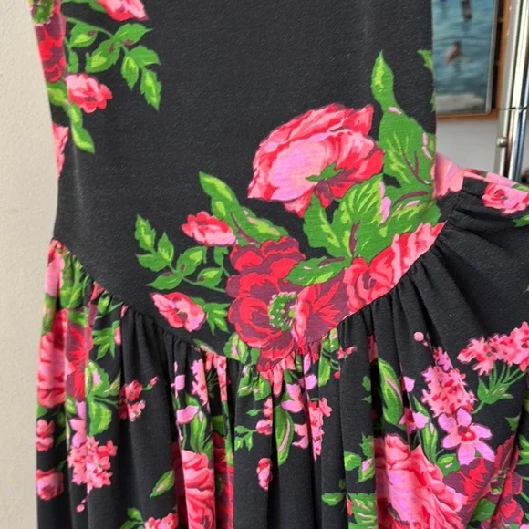 Betsey Johnson Black and Pink Floral Maxi Dress - Picture 4 of 9